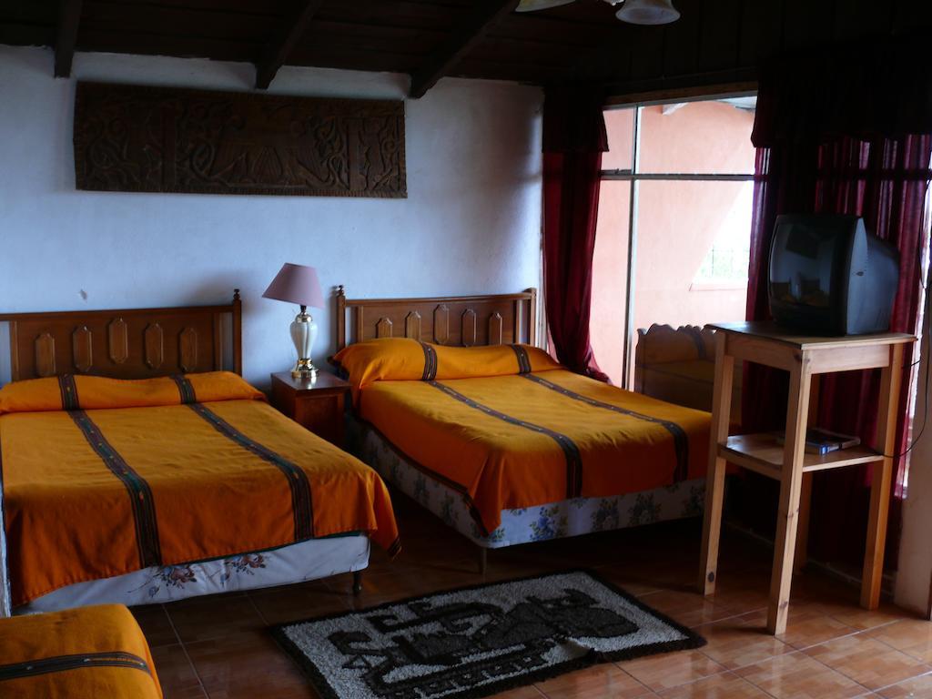 Hotel Playa Linda Panajachel Quarto foto